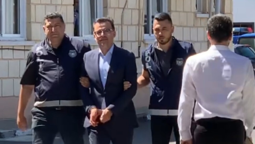 Journalist Sefa Karahasan to Remain in Custody for 3 Days