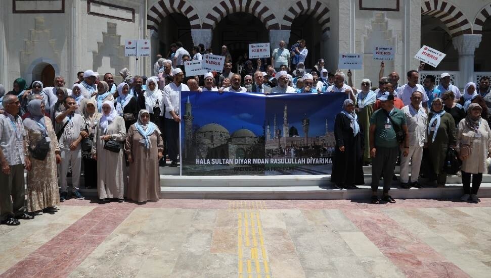 Hacı adayları kutsal topraklara uğurlandı