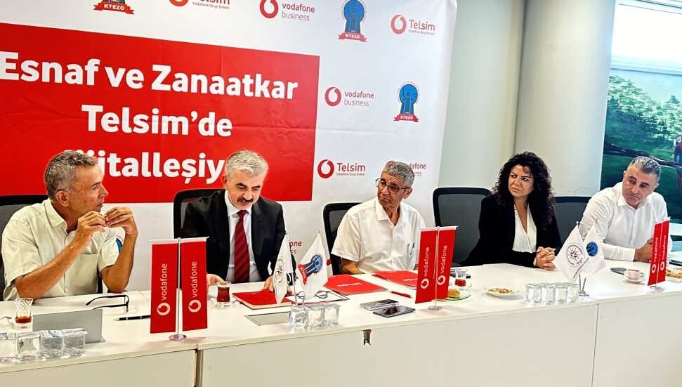 Telsim ve Kıbrıs Türk Esnaf ve Zanaatkarlar Odası arasında işbirliği protokolü imzalandı
