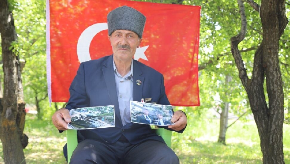 "Efsane tank"ın şoförü, yaşadıklarıyla gurur duyuyor