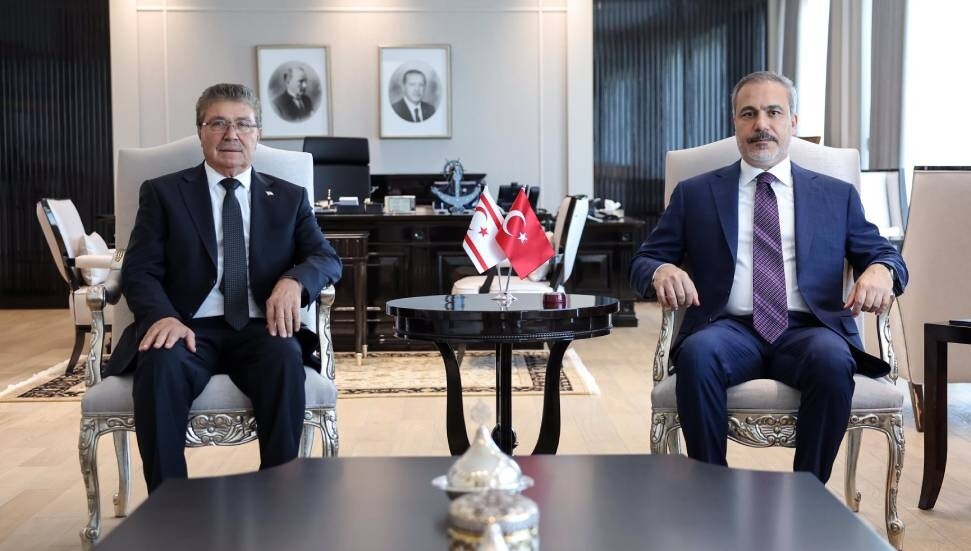 Ünal Üstel, Hakan Fidan ile görüştü