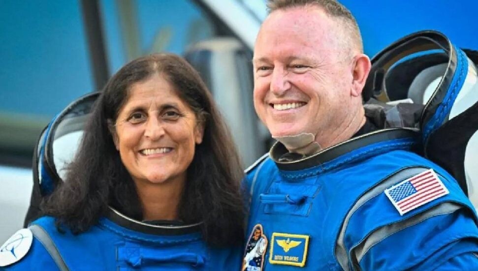 SpaceX, uzayda mahsur kalan astronotları 2025 yılında geri getirecek