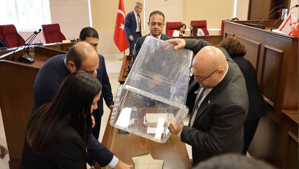 Meclis Başkanı Adayı Ziya Öztürkler, 2’nci turda da seçilemedi