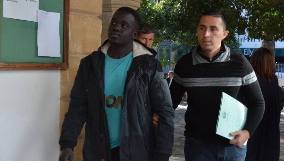 20 yaşındaki genç kıza cinsel saldırıda bulundu, "çok alkollüydüm hatırlamıyorum" dedi!