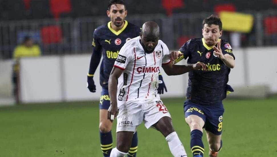 Fenerbahçe ile Gaziantep FK, Süper Lig'de 11. randevuda