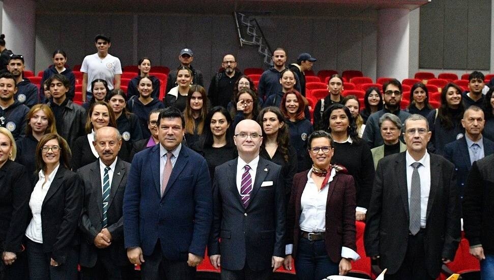 DAÜ’de “Sivil Havacılık Günü” etkinliği düzenlendi