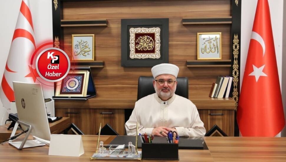Din İşleri Başkanı Ünsal, Başbakan Üstel'e istifasını sundu