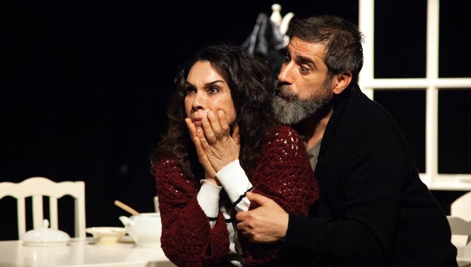 “Yağmur Durduğunda” sahnelenmeye devam ediyor