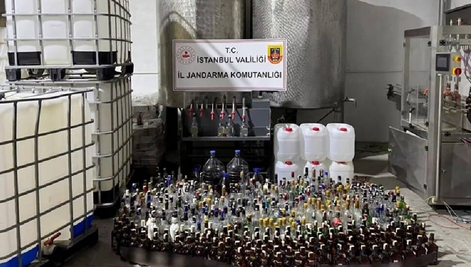 Türkiye'de "Çengel-16" operasyonlarında 50 bin 105 litre sahte ve etil alkol ele geçirildi