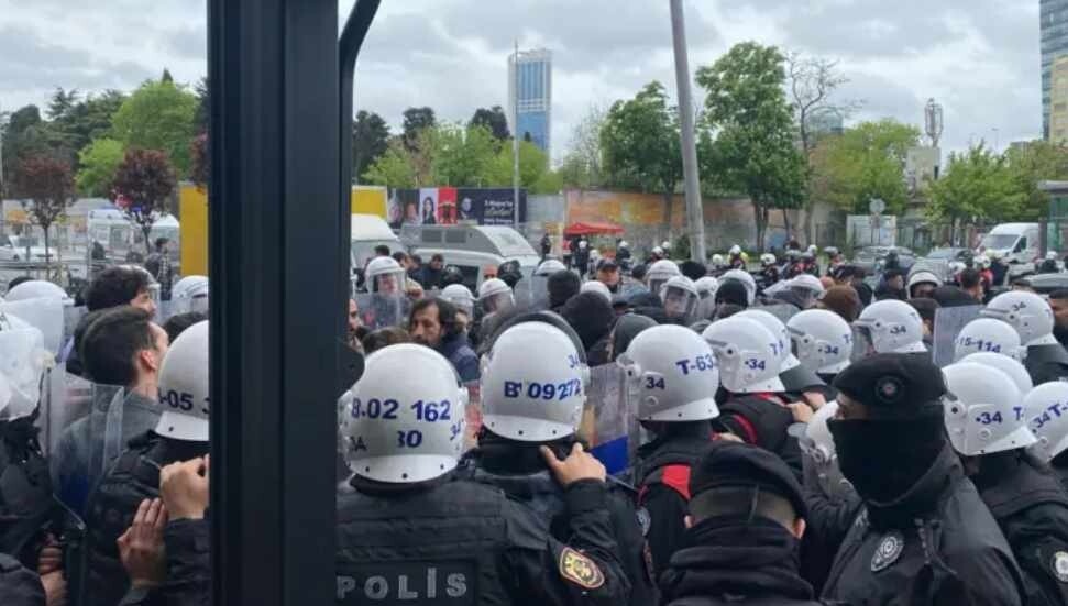 İstanbul'da 1 Mayıs; Şişli'de toplanan gruplara polis müdahale etti: 400 kişi gözaltına alındı