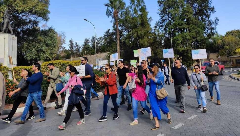 Kimliksizler Derneği, Güney’de toplu vatandaşlık başvurusu eylemi düzenliyor