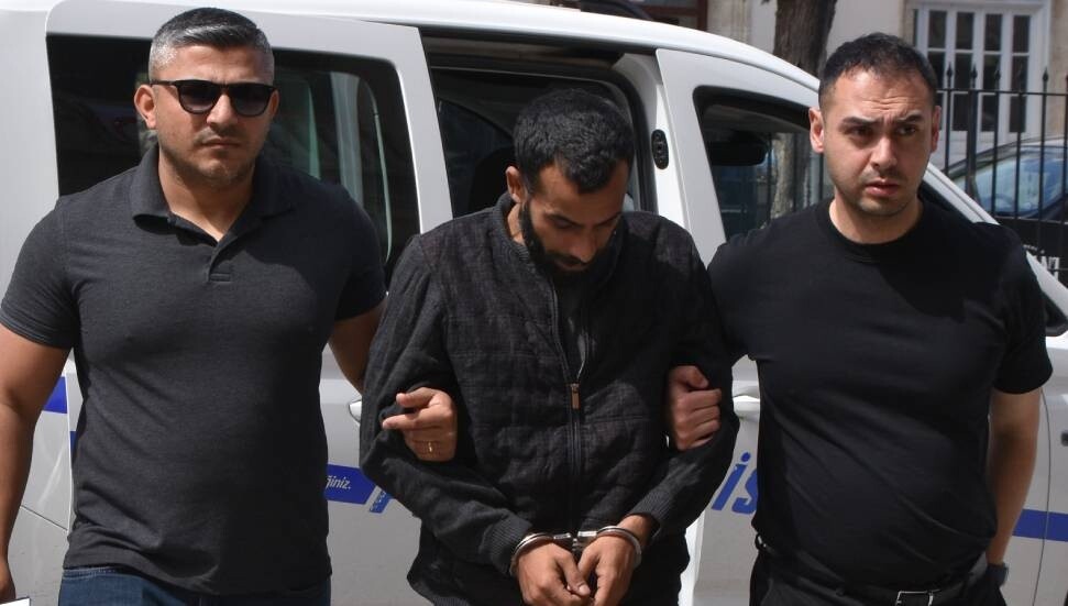 Acil serviste yangın tüpüyle cam kapıyı kırdı: 2 gün tutuklu kalacak