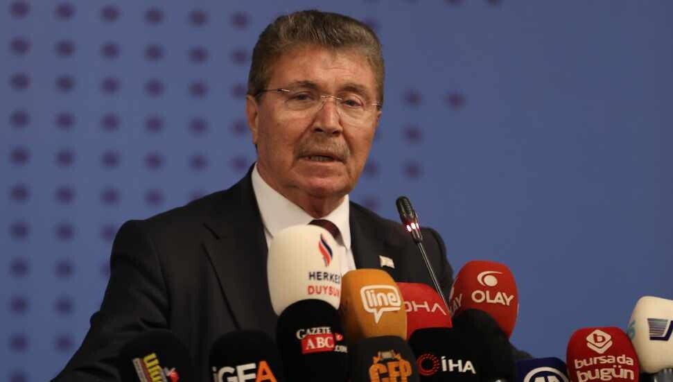 Ünal Üstel: Kıbrıs Türk halkı 1950'lerden beri varoluş mücadelesi veriyor