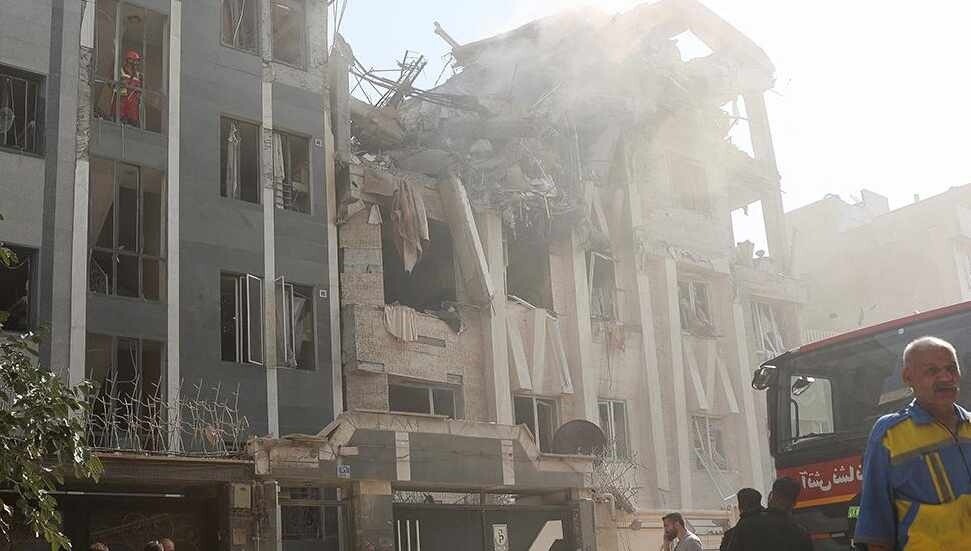 İsrail'in Tahran saldırılarında 78 kişi hayatını kaybetti, 329 kişi yaralandı