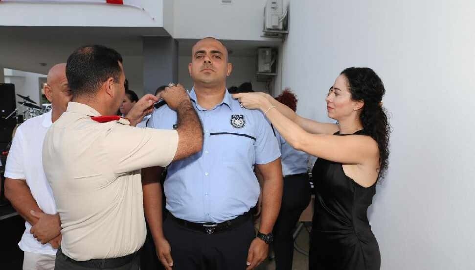 Terfi eden 168 polis mensubuna rütbeleri takıldı