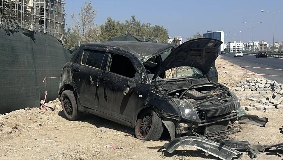 Lefkoşa'da kaza: Araç takla attı