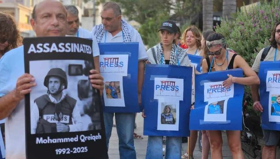 Silent Protest in Nicosia for Slain Gaza Journalists