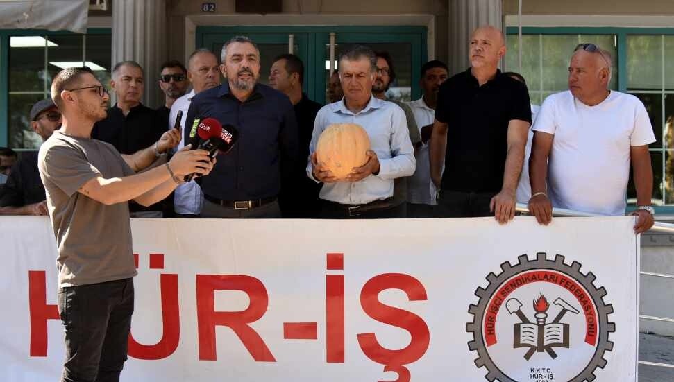 Hür-İş'ten "kabaklı" eylem: Yaşananlar kabak tadı verdi