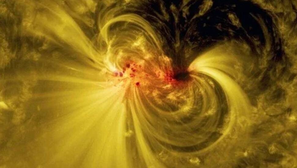 Bilim insanları: Buzdolabı magnetleri evrendeki ilk manyetik alanlardan daha güçlü