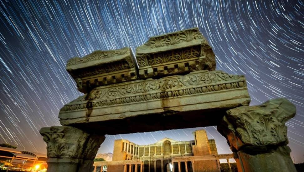 Bu ay gökyüzünde iki görkemli meteor yağmuru izlenebilecek