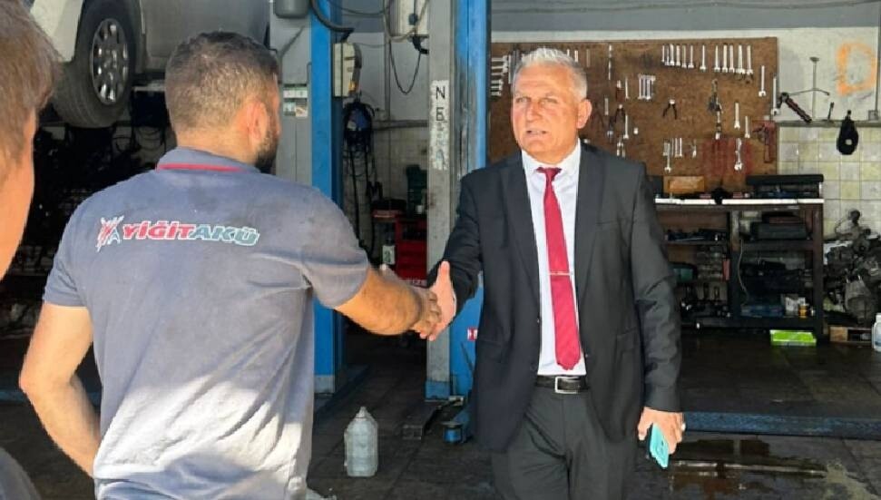 Hüseyin Gürlek, Alayköy ve Lefkoşa sanayi bölgelerini ziyaret etti: Yeni vizyonlara şans verilmeli