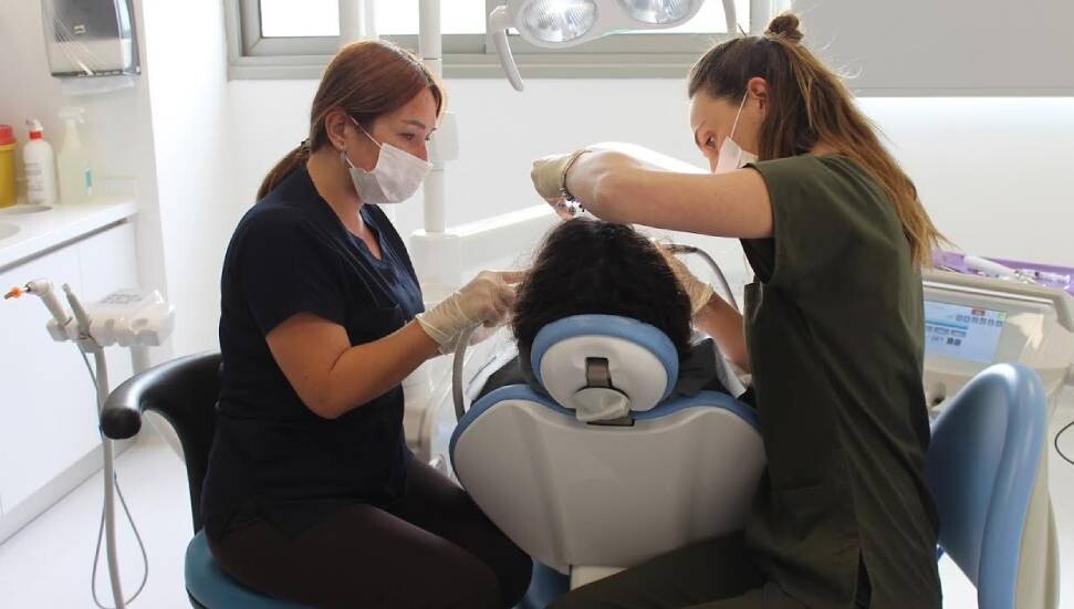 DAÜ Diş Hekimliği Fakültesi’nden yeni akademik yıla güçlü başlangıç