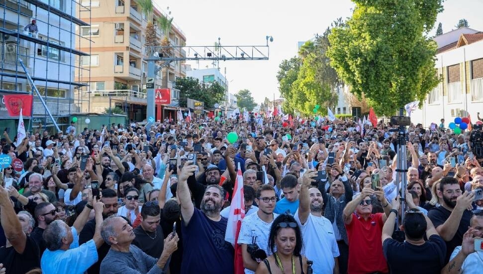 Cumhurbaşkanı adayı Tufan Erhürman’ın seçim öncesi son etkinliği Dereboyu'nda gerçekleştirildi