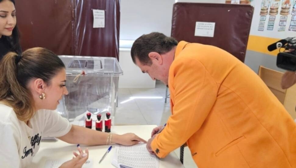 Bağımsız Cumhurbaşkanı adayı İbrahim Yazıcı oyunu kullandı