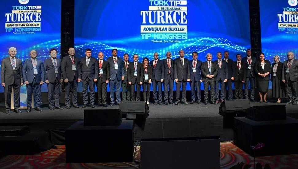 DAÜ Rektörü Prof. Dr. Hasan Kılıç, TÜRKTIP2025 Kongresi’nde sağlık eğitiminde iş birliğini vurguladı