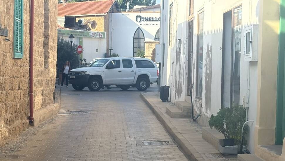 Gazimağusa’da şüpheli bavul paniği! Bölge önlem amaçlı trafiğe kapatıldı