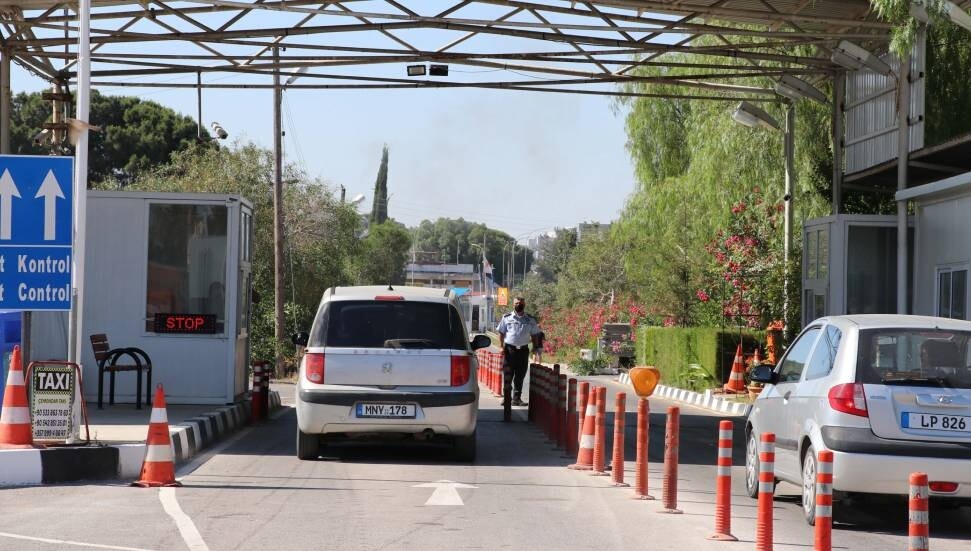 Rum yönetimi sınır kapıları ve havaalanlarında denetimi sıkılaştırıyor