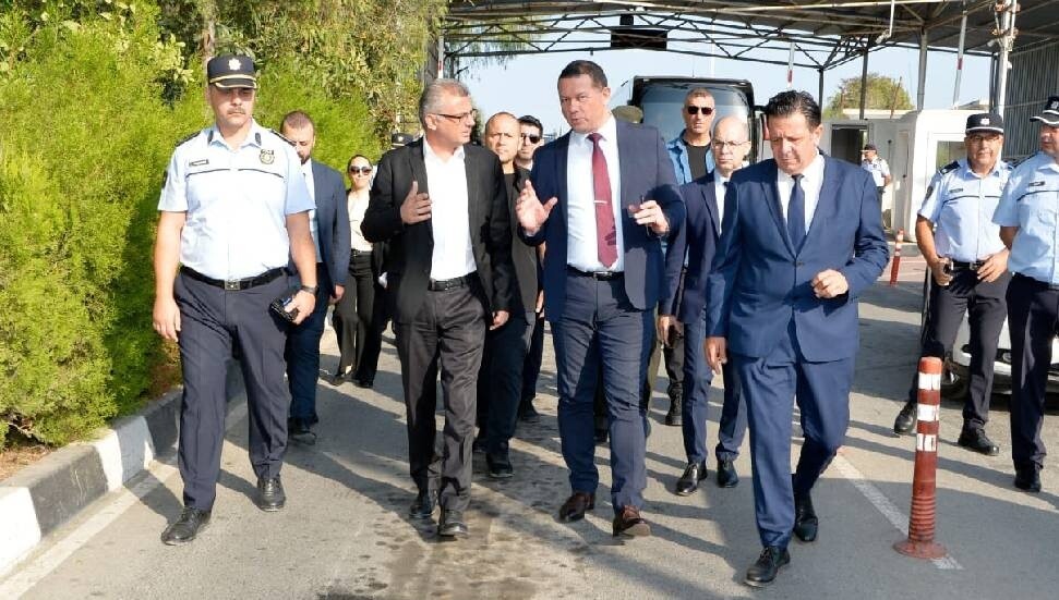 Erhürman: Solution Is to Open Another Vehicle Crossing in Nicosia