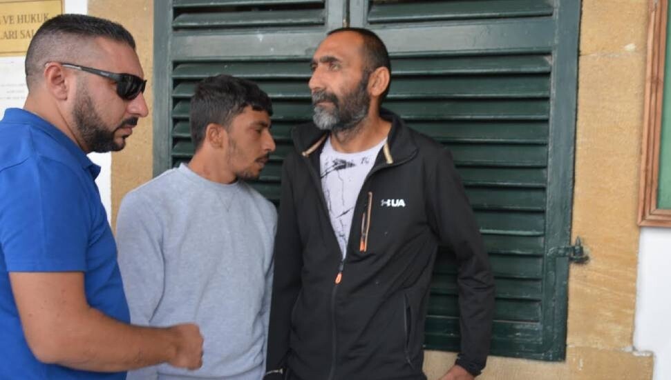 Ülkeye yasa dışı giriş yaparken üzerlerinde uyuşturucu madde ile yakalanan 2 zanlı 6 gün tutuklu