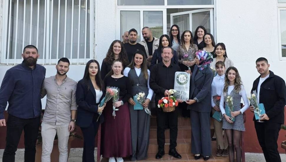 Kıbrıs Vakıflar İdaresi’nden 24 Kasım Öğretmenler Günü ziyareti: Öğretmenlere destek sağlamaya devam edeceğiz
