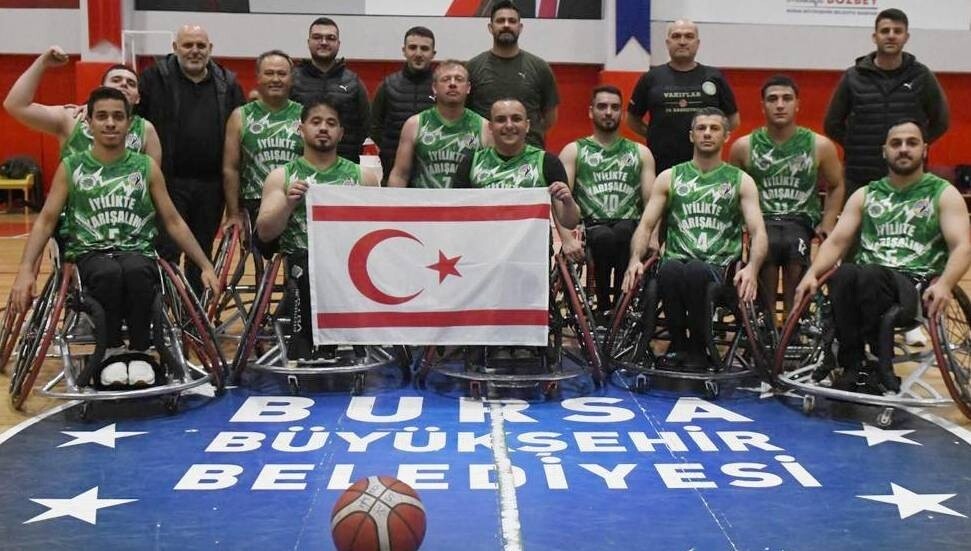 Vakıflar Tekerlekli Sandalye Basketbol Takımı Bursa Deplasmanı’ndan galibiyetle döndü