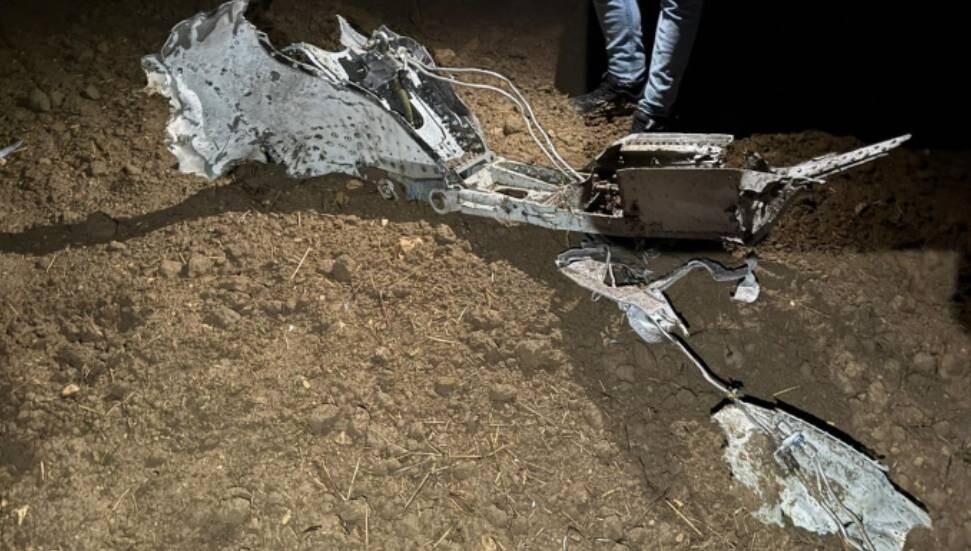 Türkiye, uçak kazasının enkazını araştırırken Libya, Ordu Komutanı'nın ölümüne yas tutuyor.