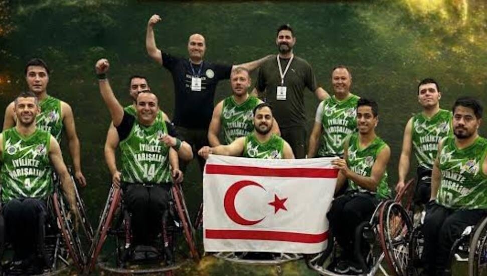 Vakıflar tekerlekli sandalye basketbol takımı Türkiye’de sahaya çıkıyor