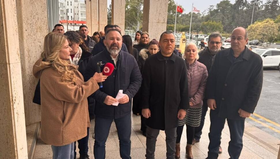 Gazimağusa Mahkemeler binası önünde basın açıklaması yapıldı: Verilen sözler tutulmadı