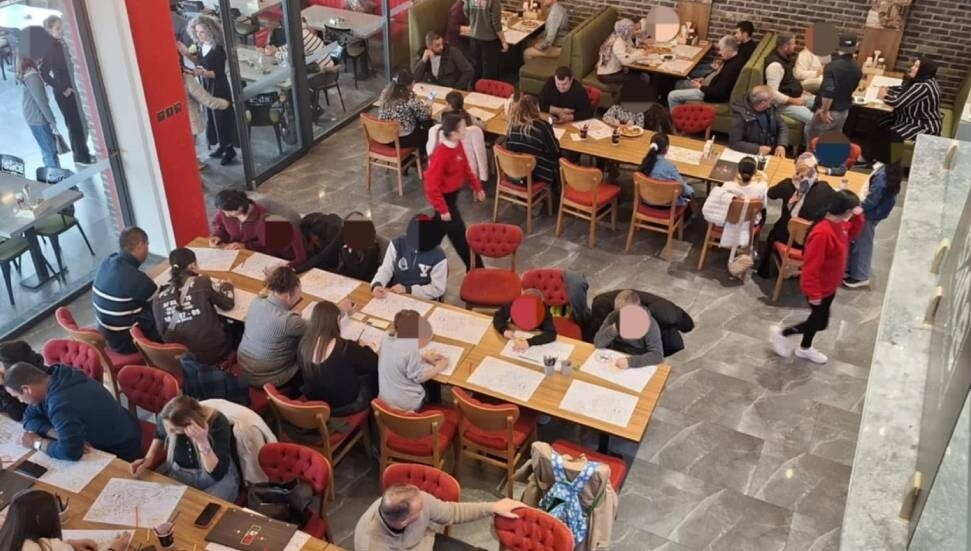 Tanyel’s Smile Vakfı, onkoloji servisindeki çocuklar için pizza partisi düzenledi