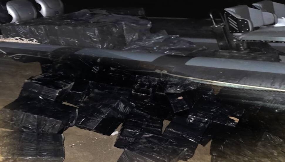 Sahil Kalkanı Operasyonu: 12 bin 500 karton elektronik sigara tütünü ele geçirildi; 11 kişi tutuklandı!