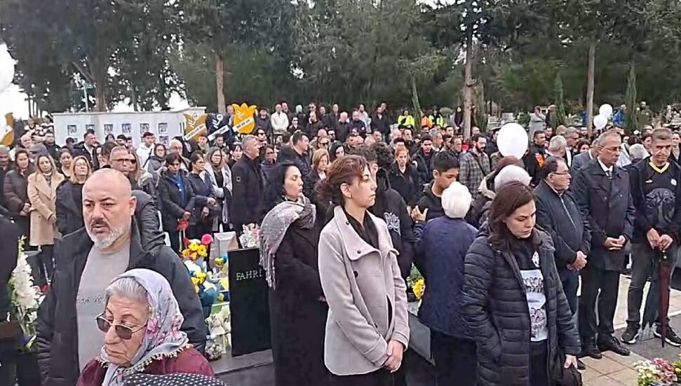 Champion Angels Commemorated: White Balloons Released into the Sky