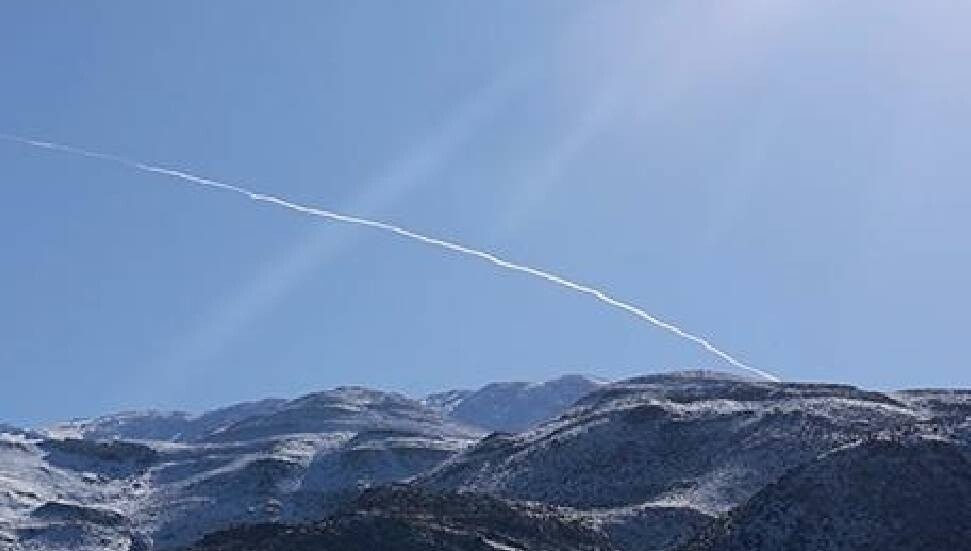 İsrail ordusu, Lübnan'a havadan ve denizden saldırılar düzenledi