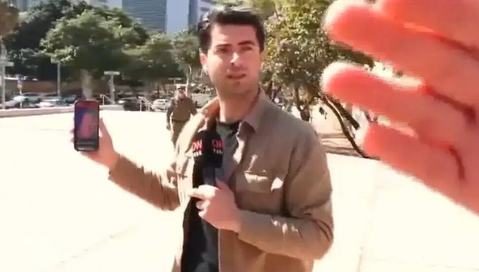 Canlı yayın yapan CNN Türk ekibinden iki gazeteciye İsrail'de gözaltı