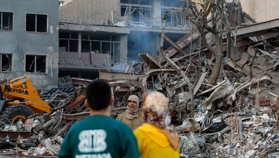 İran Kızılayı: ABD-İsrail saldırılarında 4 binden fazla sivil bina zarar gördü