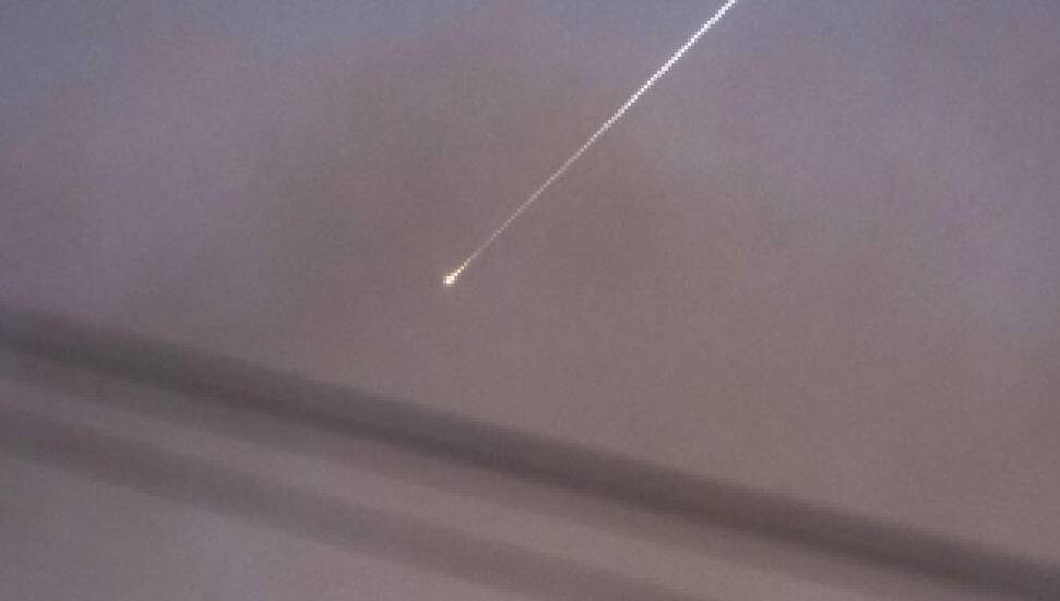 BAE: İran'dan gelen saldırılara hava savunma sistemleri karşılık verdi