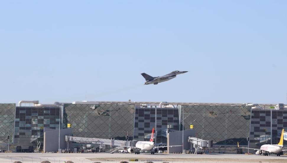 6 Türk F-16'sı KKTC'ye konuşlandırıldı