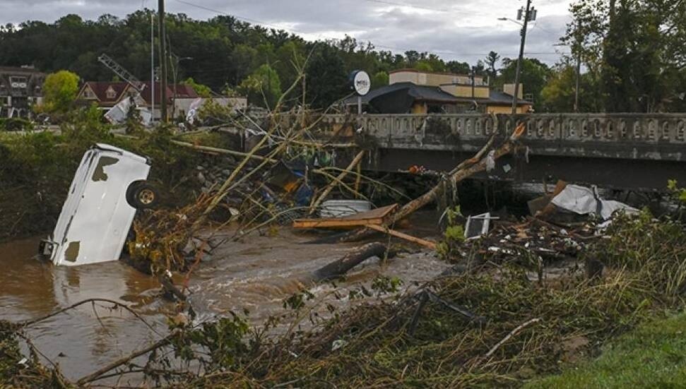 ABD'de etkisini sürdüren fırtına ve kasırgalarda ölü sayısı 8'e yükseldi