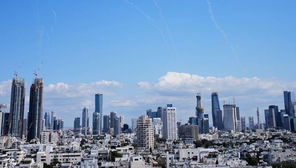 İran'ın füzeli misillemesinin ardından İsrail'de sirenler çaldı