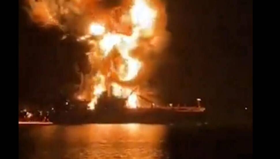 Bahreyn'de vurulan yakıt tankerleri sonrası vatandaşlara uyarı