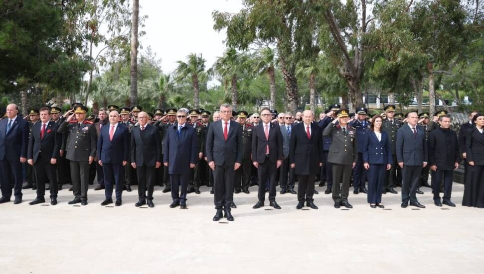 Çanakkale Zaferi’nin 111’inci yıl dönümünde şehitler, Boğaz Şehitliği’nde anıldı